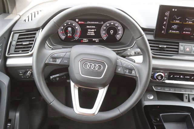 Used 2025 Audi Q5 2.0T Premium w/ Convenience Plus Package image 20