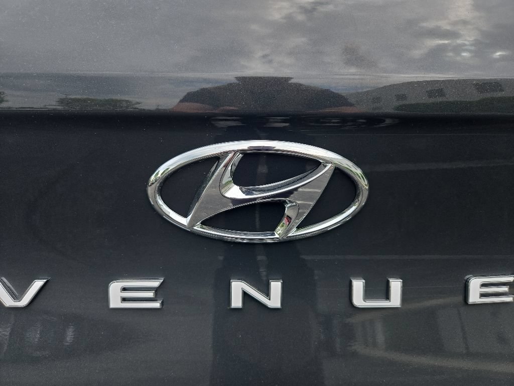 New 2026 Hyundai Venue SEL FWD image 12