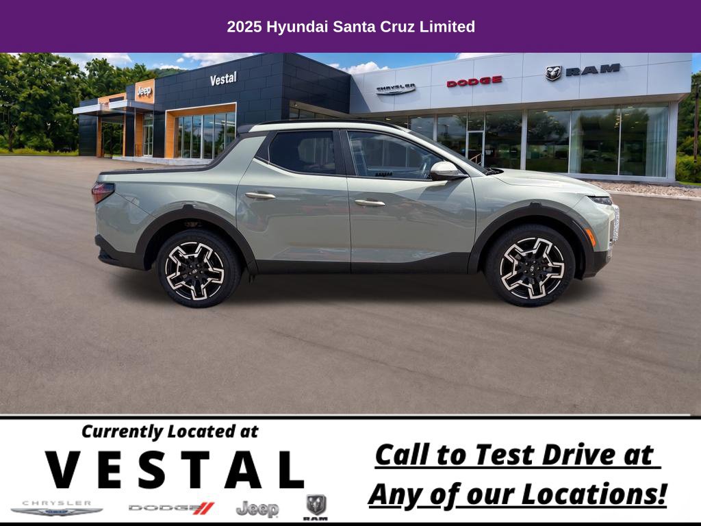 Used 2025 Hyundai Santa Cruz Limited AWD/4WD image 5