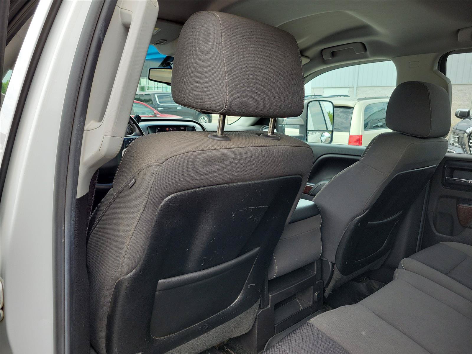 Used 2015 GMC Sierra 2500 SLE AWD/4WD image 13