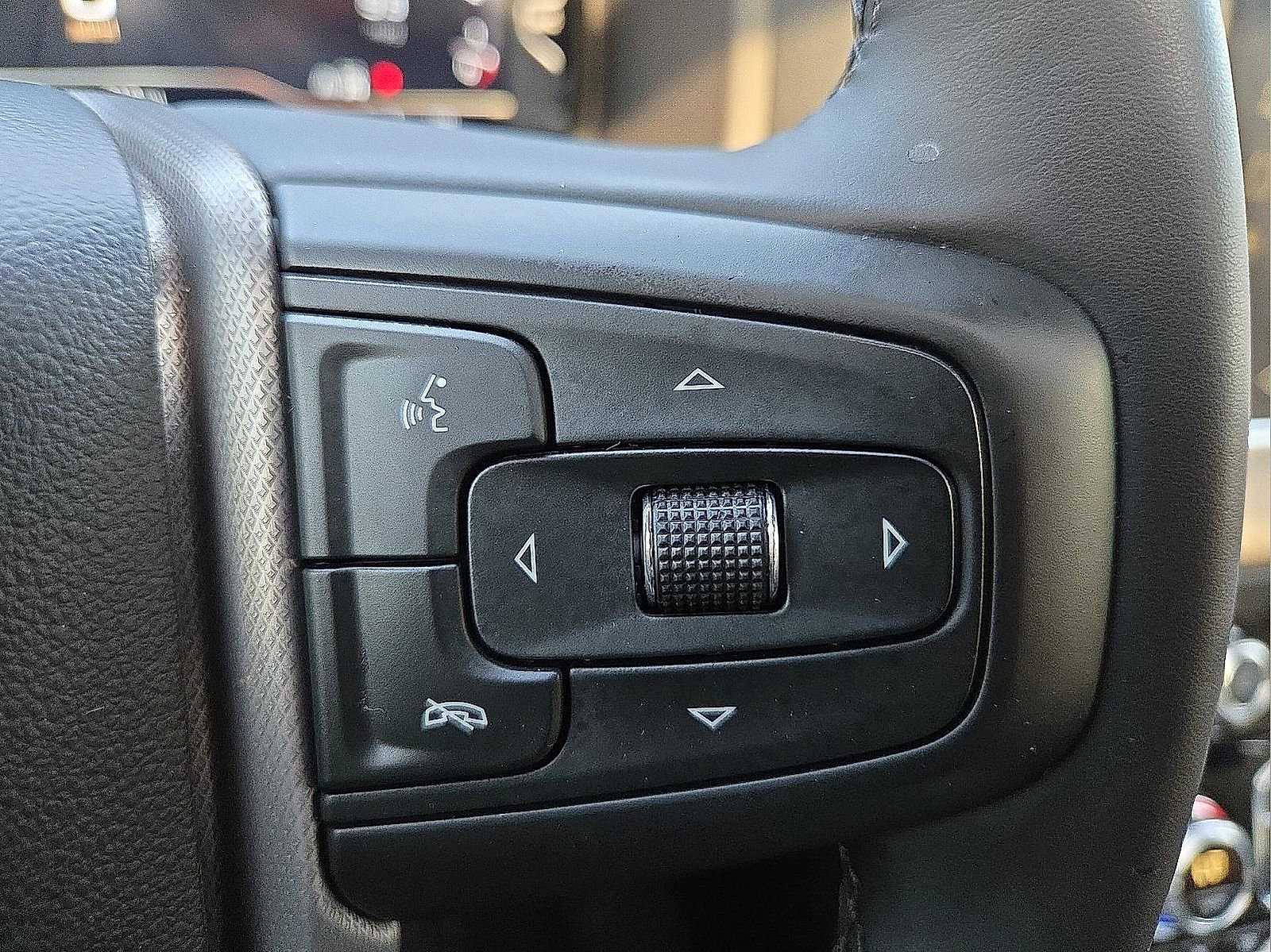 Certified 2024 GMC Yukon Denali AWD/4WD image 17