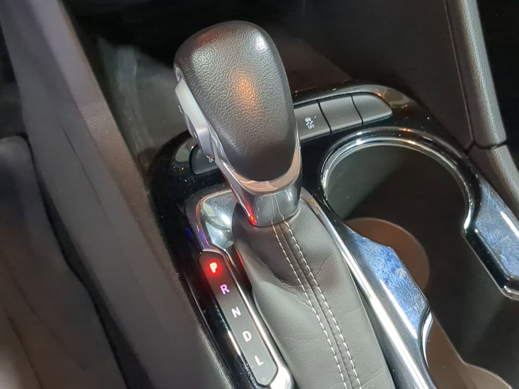 Used 2024 Buick Encore GX Sport Touring w/ Comfort Package FWD image 35