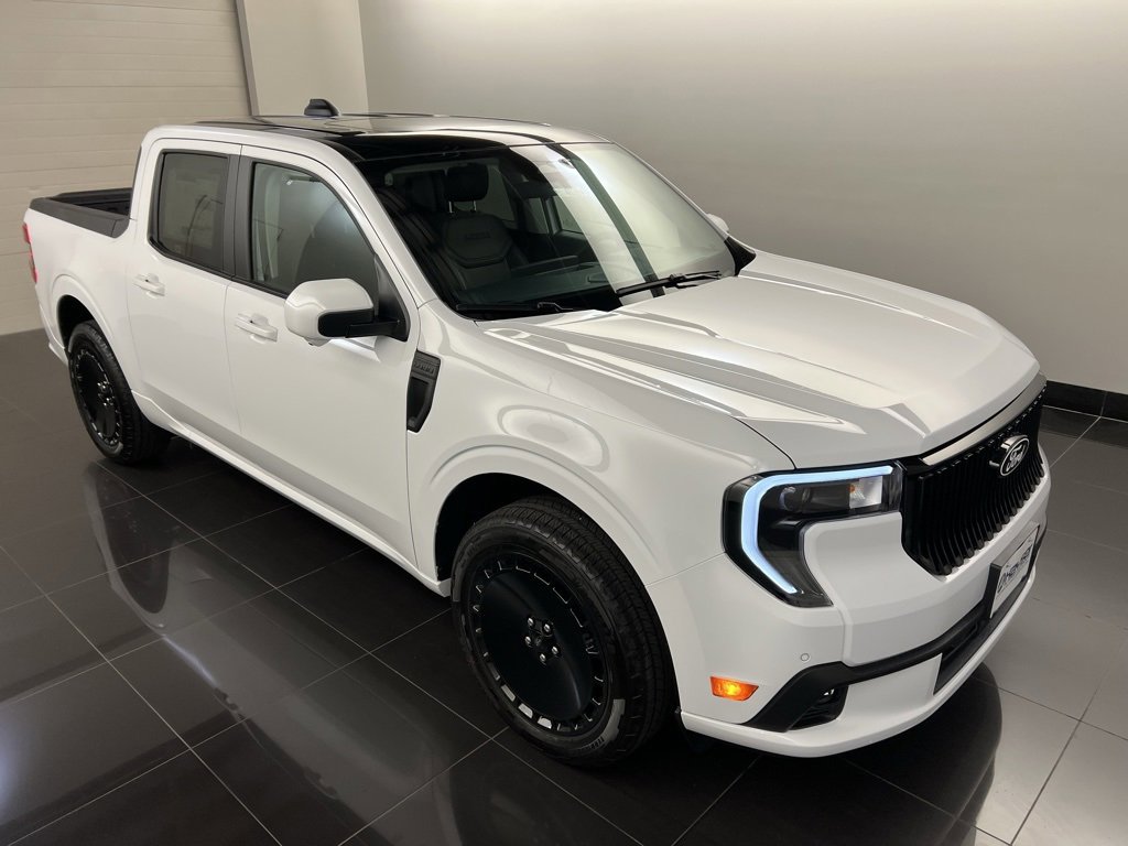 New 2025 Ford Maverick Lobo image 1