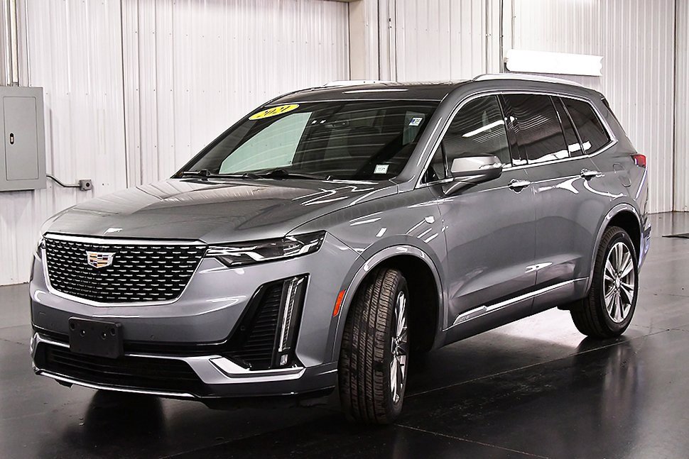 Used 2021 Cadillac XT6 Premium Luxury image 3