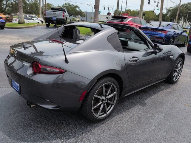 Used 2022 MAZDA MX-5 Miata RF Grand Touring w/ Weather Package RWD image 4