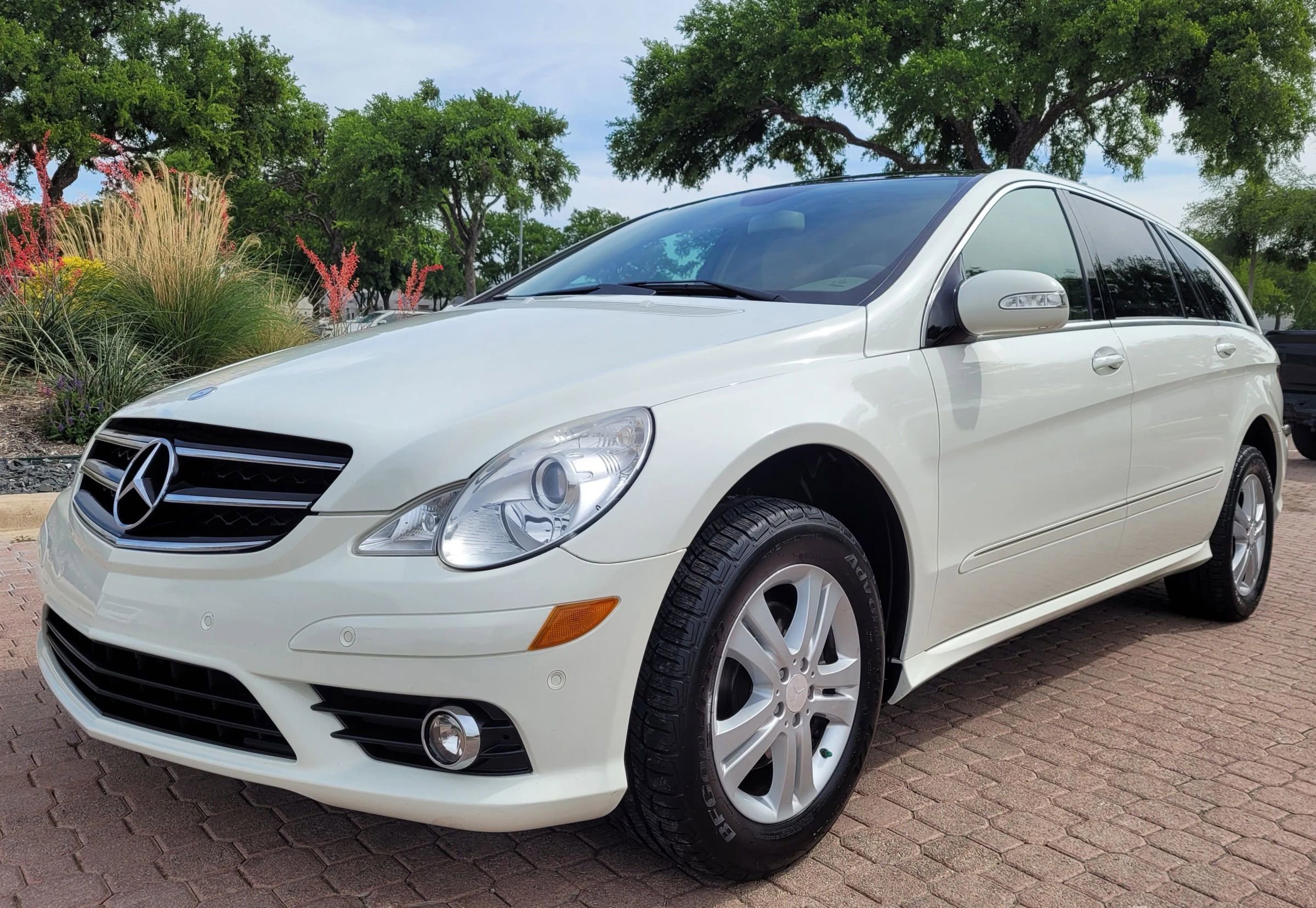 Used 2009 Mercedes-Benz R 350 4MATIC image 5
