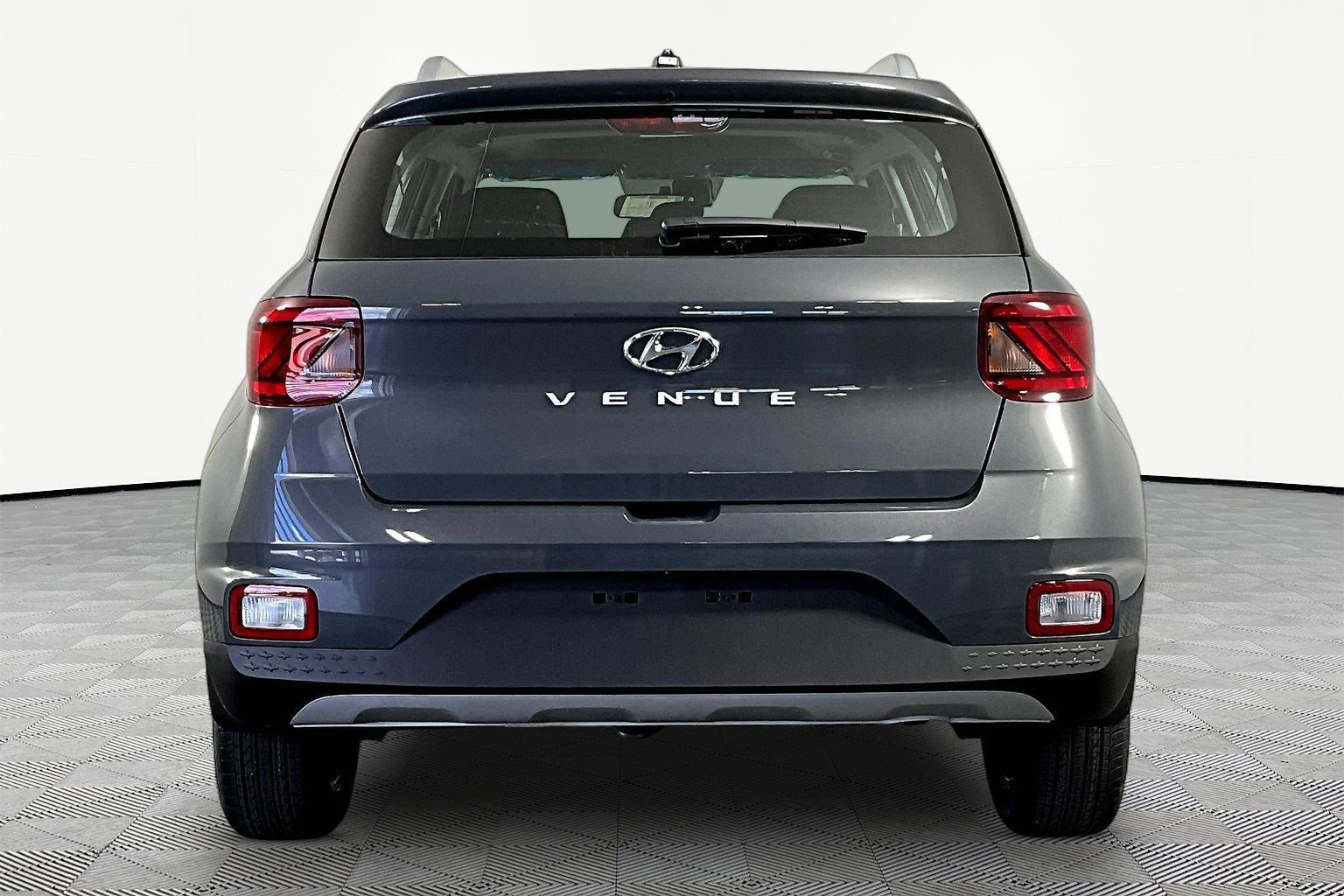 New 2026 Hyundai Venue SEL FWD image 5