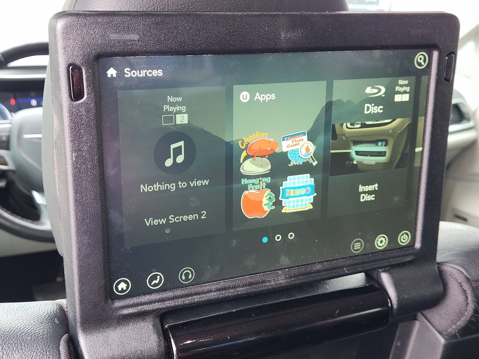 Used 2020 Chrysler Pacifica Touring-L Plus image 34