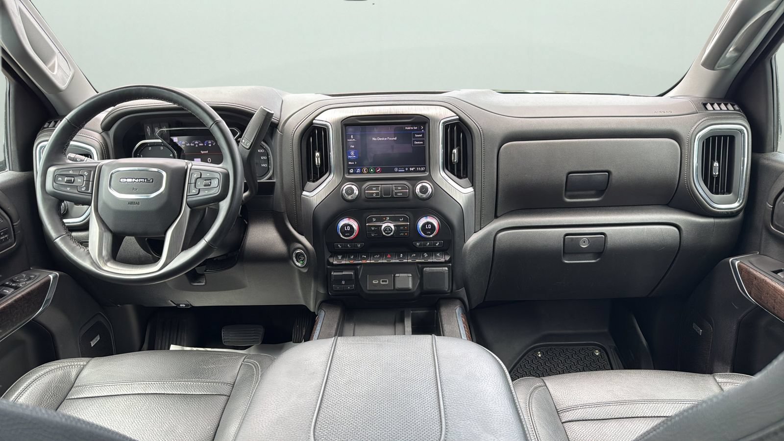 Used 2023 GMC Sierra 3500 Denali w/ Denali Ultimate Package AWD/4WD image 22