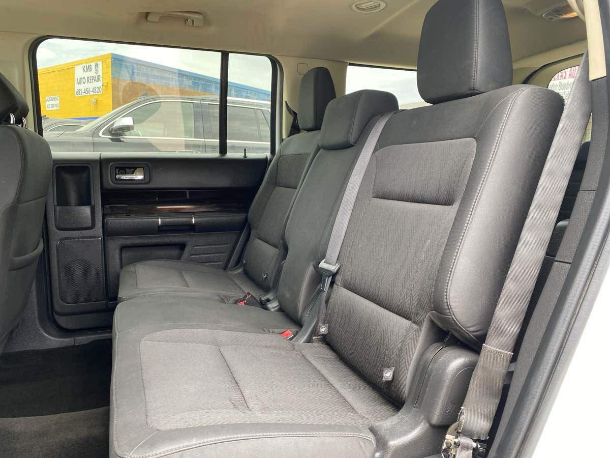 Used 2014 Ford Flex SEL FWD image 11
