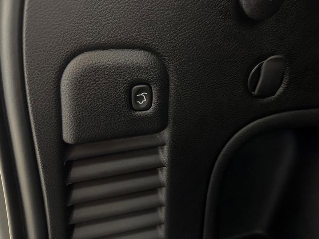 Used 2022 Jeep Grand Cherokee Laredo X image 16