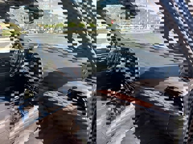 Certified 2025 Chevrolet Suburban Z71 image 19