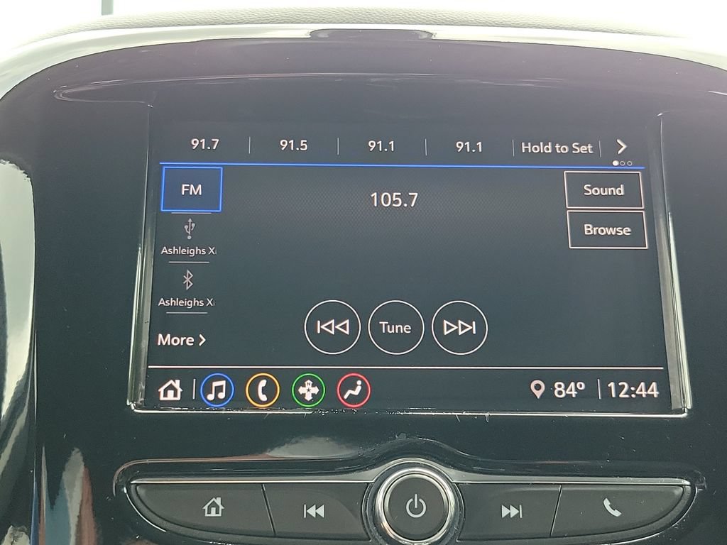 Used 2021 Chevrolet Traverse LS FWD image 18
