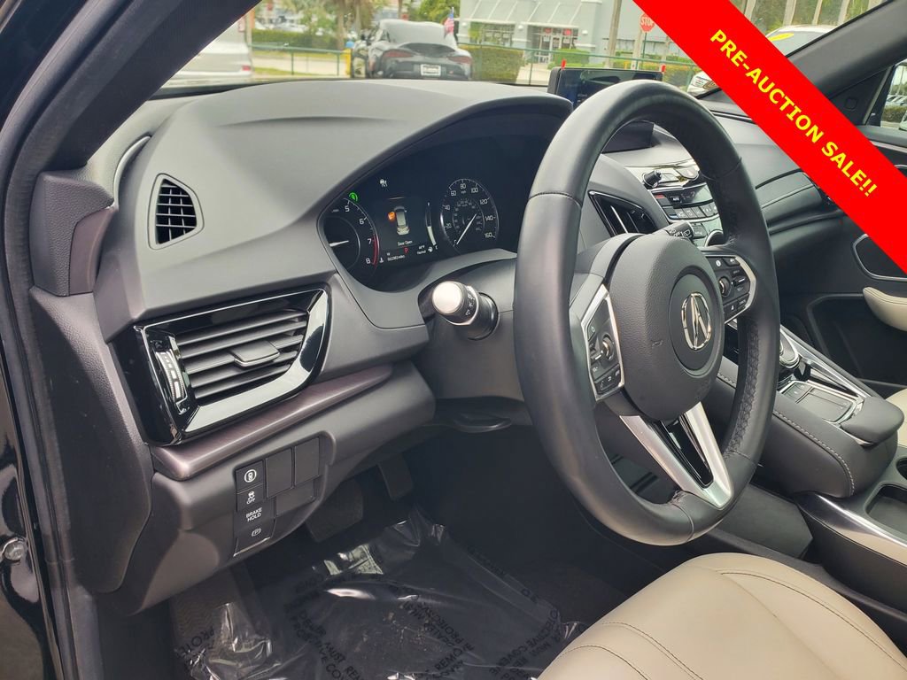 Used 2025 Acura RDX SH-AWD image 15