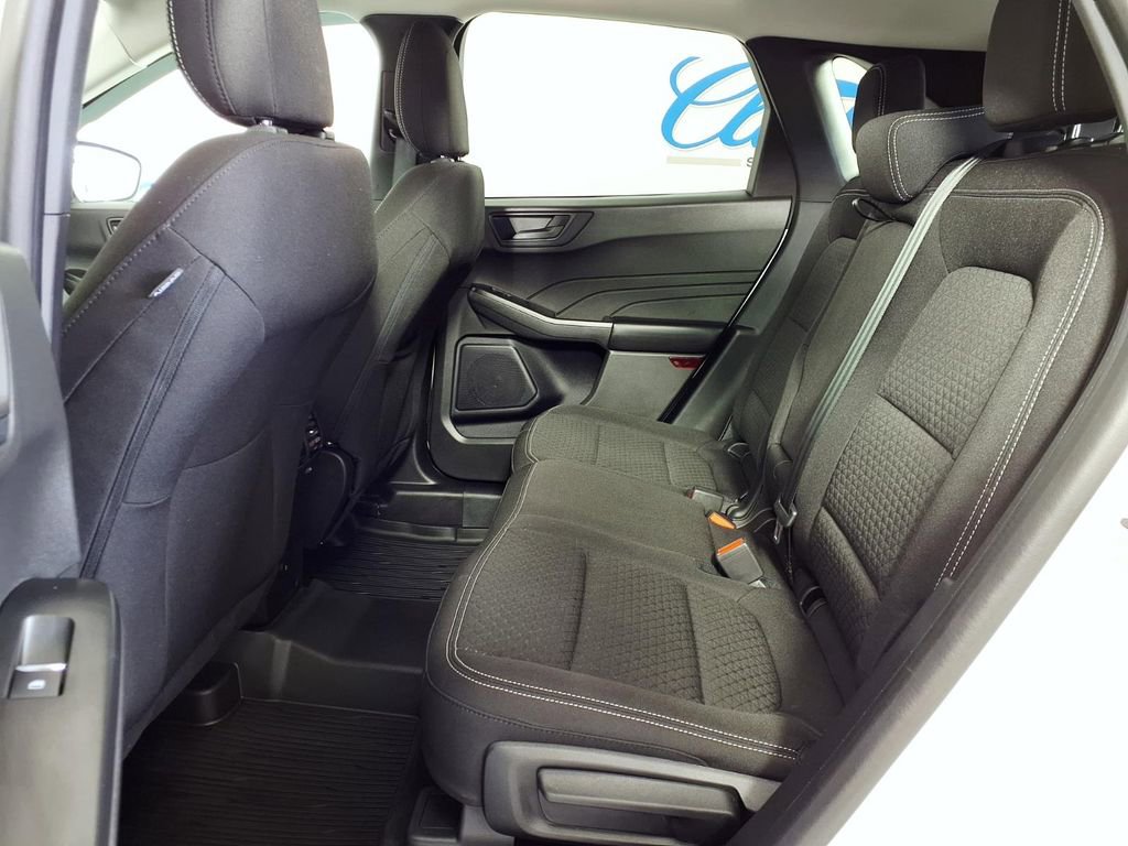 Used 2023 Ford Escape Active w/ Cold Weather Package image 9