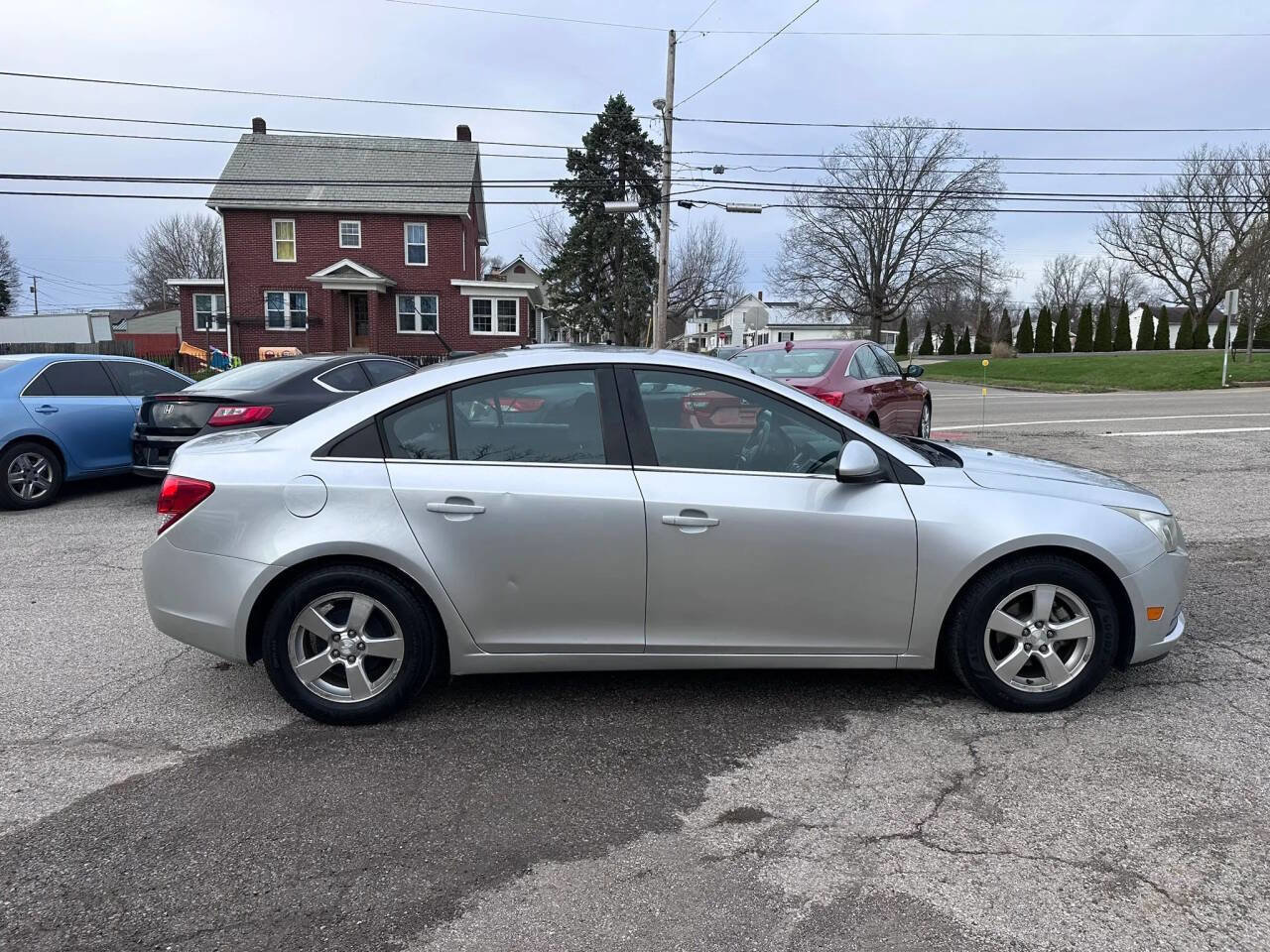 Used 2014 Chevrolet Cruze LT image 4