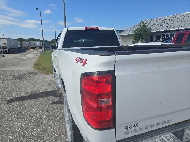 Used 2018 Chevrolet Silverado 2500 LT w/ LT Convenience Package AWD/4WD image 12