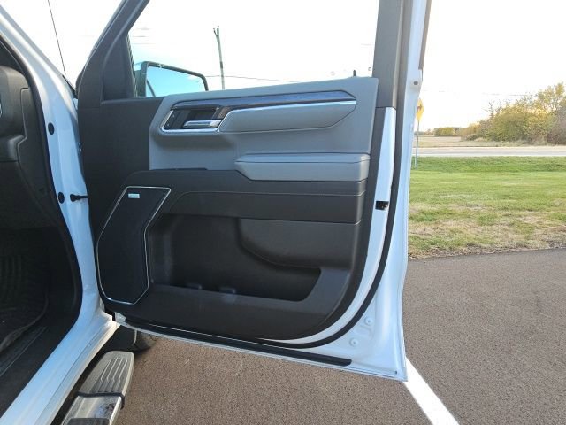 Used 2024 Chevrolet Silverado 1500 LTZ w/ LTZ Convenience Package II image 27