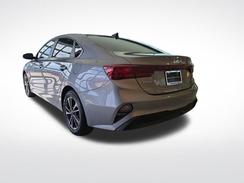 Used 2024 Kia Forte LXS w/ LXS Technology Package image 3