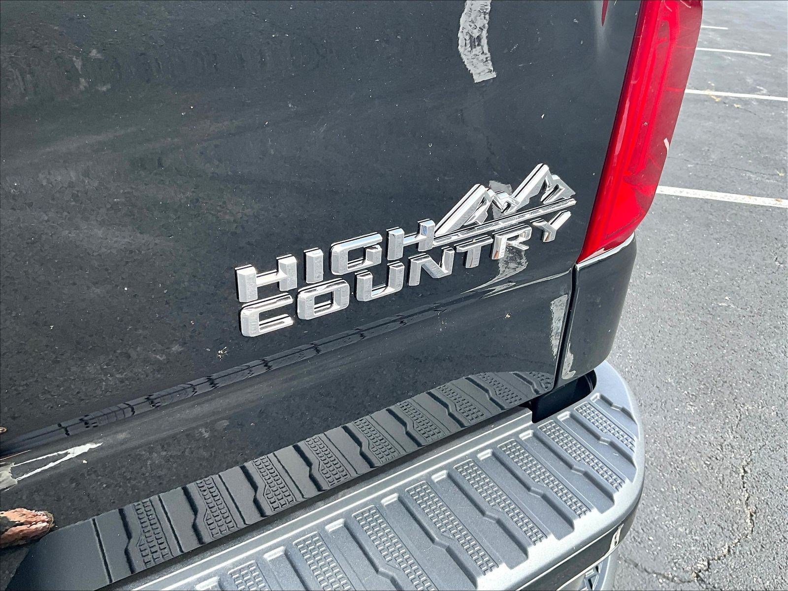 New 2026 Chevrolet Silverado 1500 High Country w/ High Country Premium Package AWD/4WD image 14