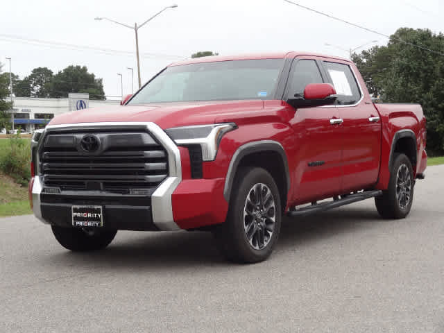 Used 2025 Toyota Tundra Limited AWD/4WD image 1