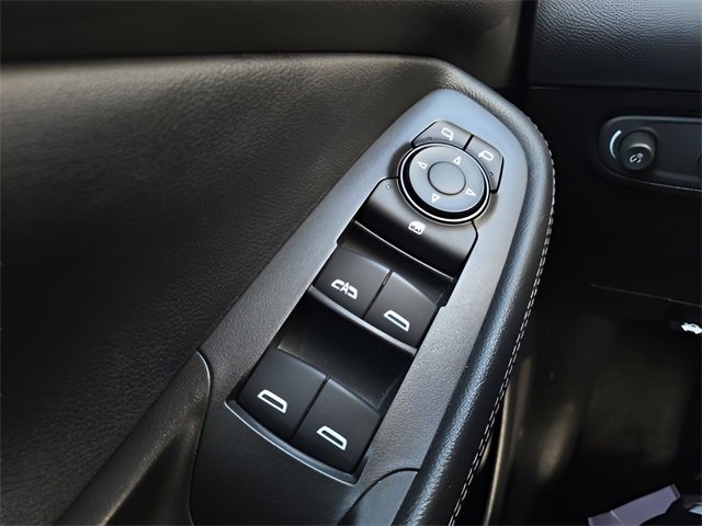 Used 2022 Buick Encore GX Preferred w/ Sport Touring Package image 16