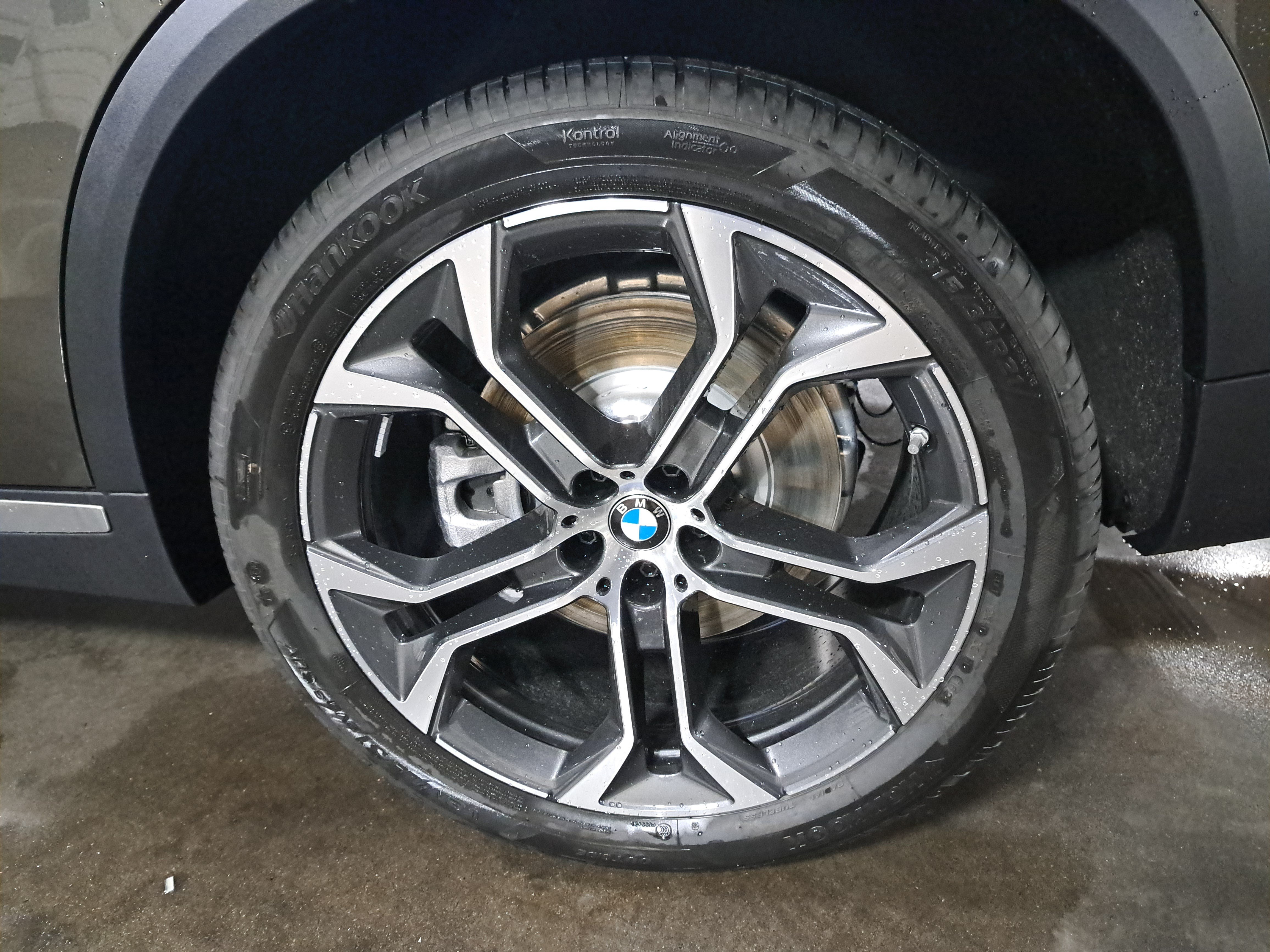 New 2026 BMW X5 xDrive50e AWD/4WD image 34