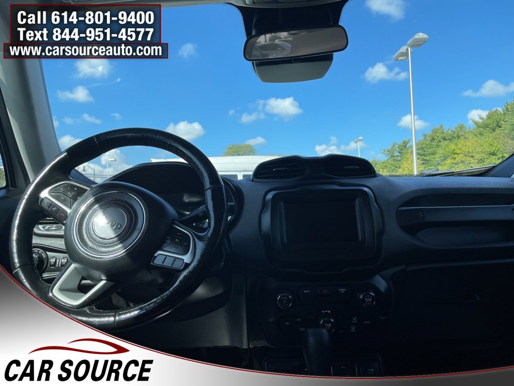 Used 2018 Jeep Renegade Latitude w/ Cold Weather Group image 14