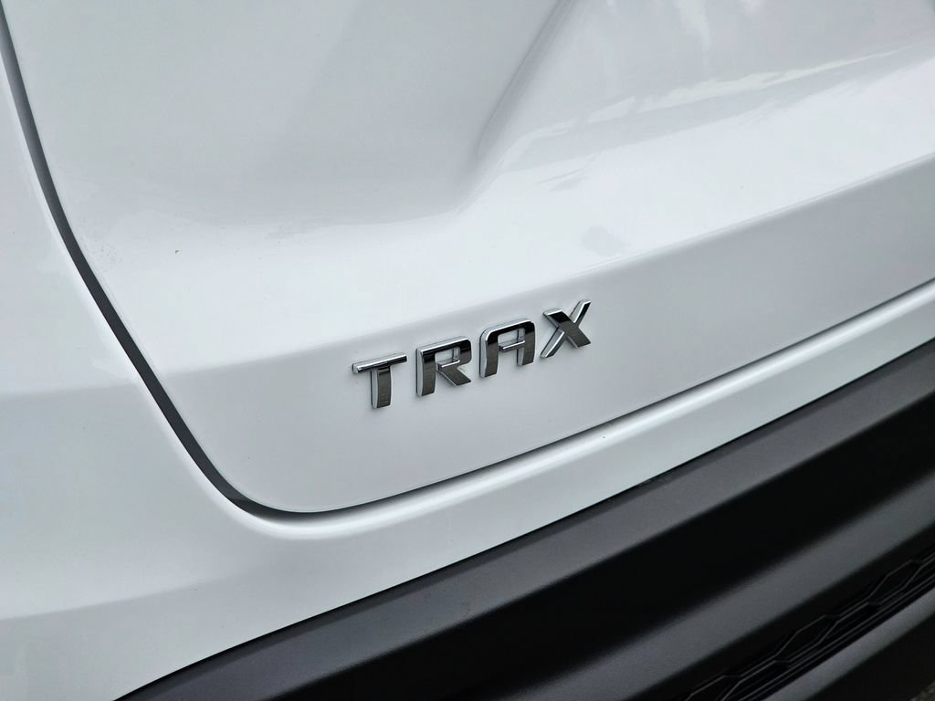 New 2026 Chevrolet Trax LS FWD image 17