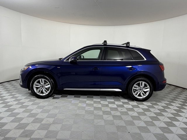 Certified 2023 Audi Q5 2.0T Premium w/ Convenience Package image 4