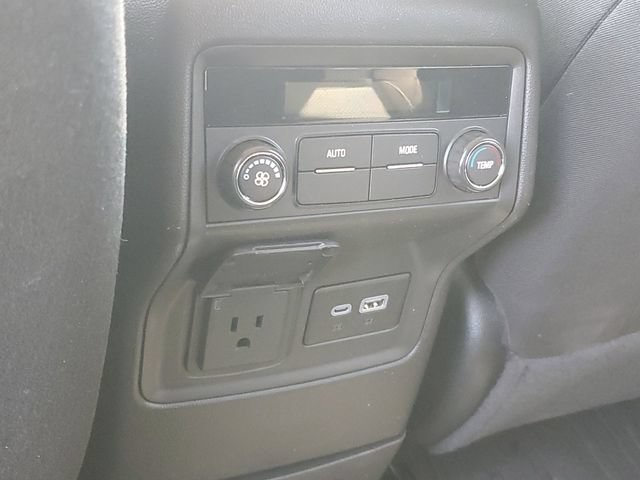 Certified 2023 GMC Acadia SLE w/ Driver Convenience Package FWD image 12