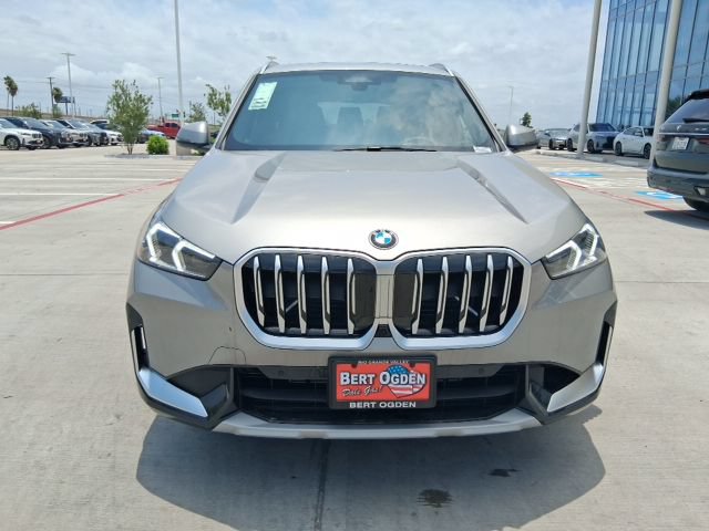 New 2026 BMW X1 xDrive28i w/ Technology Package AWD/4WD image 2
