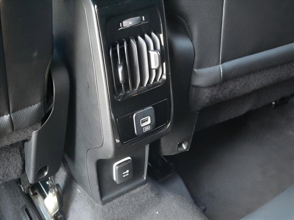 Used 2024 Jeep Compass Limited image 7