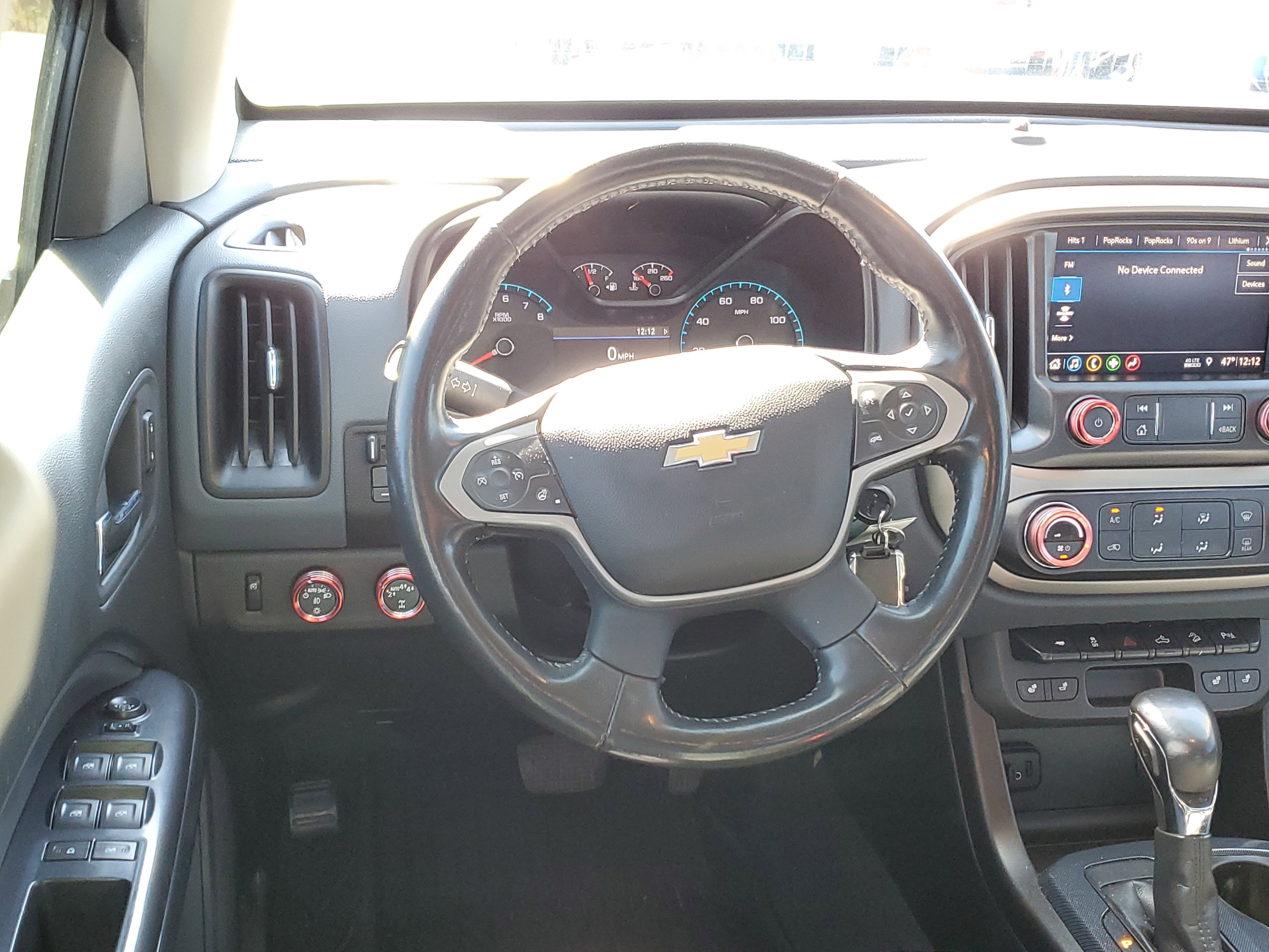 Used 2022 Chevrolet Colorado Z71 w/ Z71 Midnight Edition AWD/4WD image 12