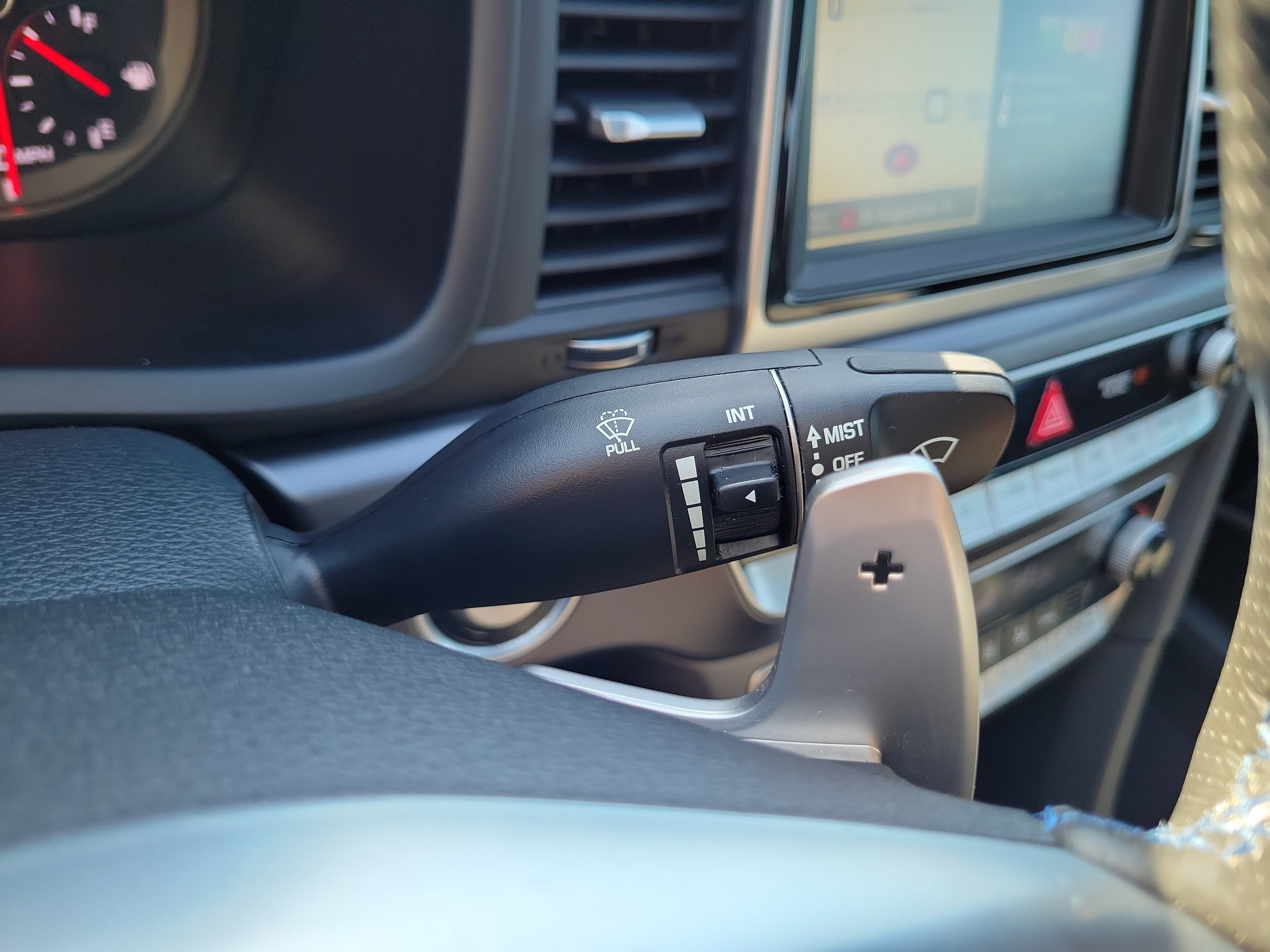 Used 2018 Hyundai Sonata Limited FWD image 30