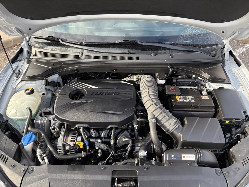 Used 2020 Hyundai Veloster Turbo R-Spec image 8