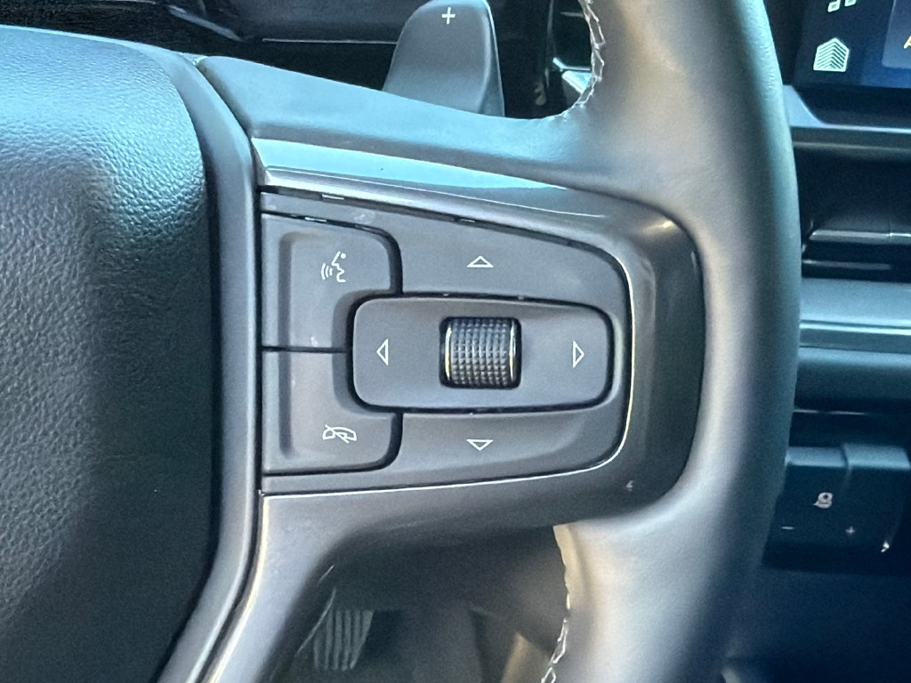 Used 2023 Chevrolet Silverado 1500 High Country w/ High Country Premium Package AWD/4WD image 26