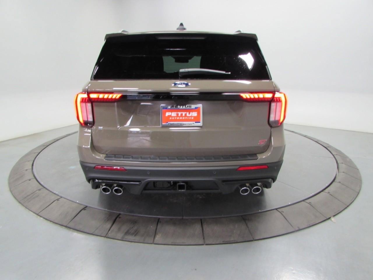 New 2026 Ford Explorer ST w/ Sun And Sound Package image 7