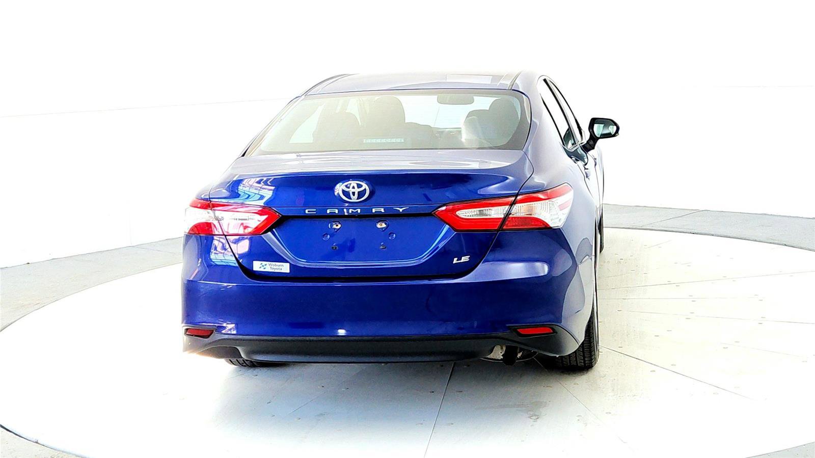 Certified 2018 Toyota Camry LE w/ Convenience Package image 5