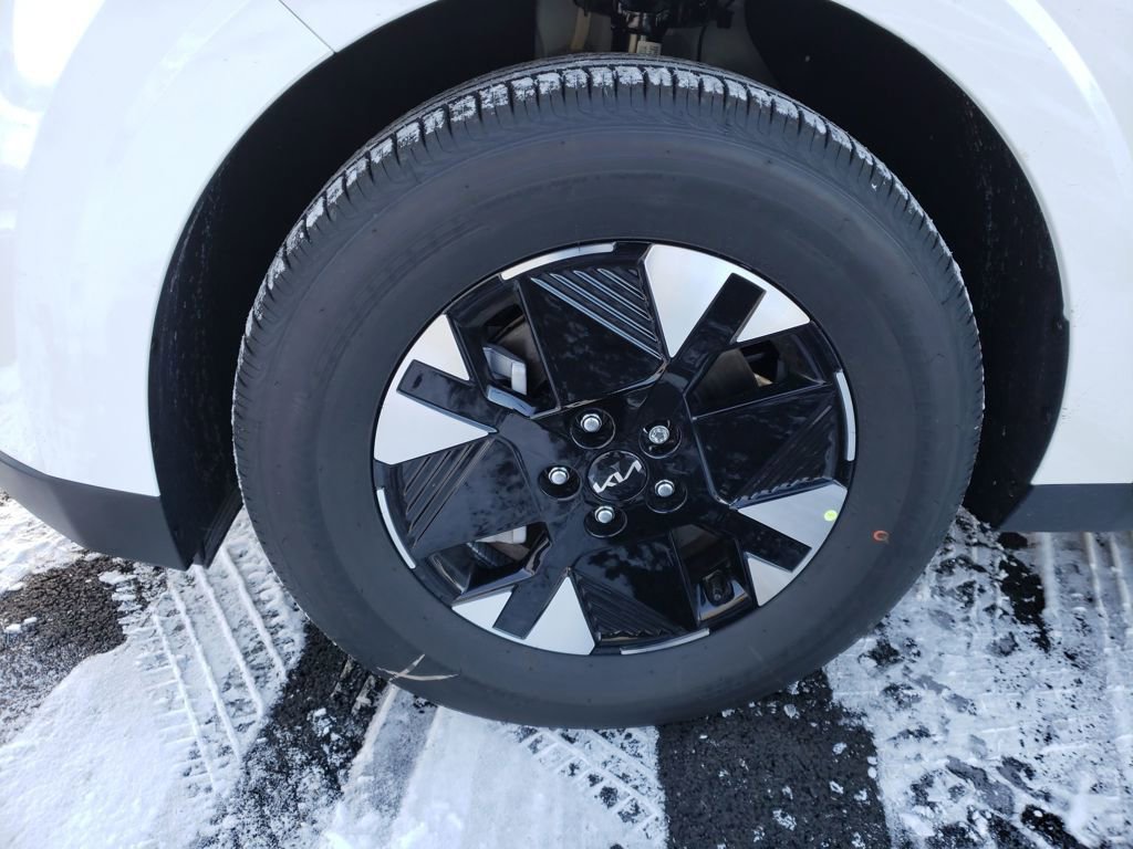 New 2026 Kia Carnival LXS image 27