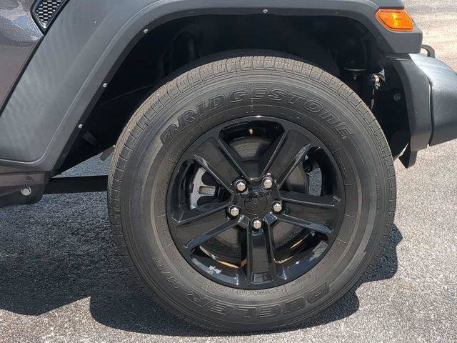 Certified 2022 Jeep Wrangler Unlimited Sport AWD/4WD image 11