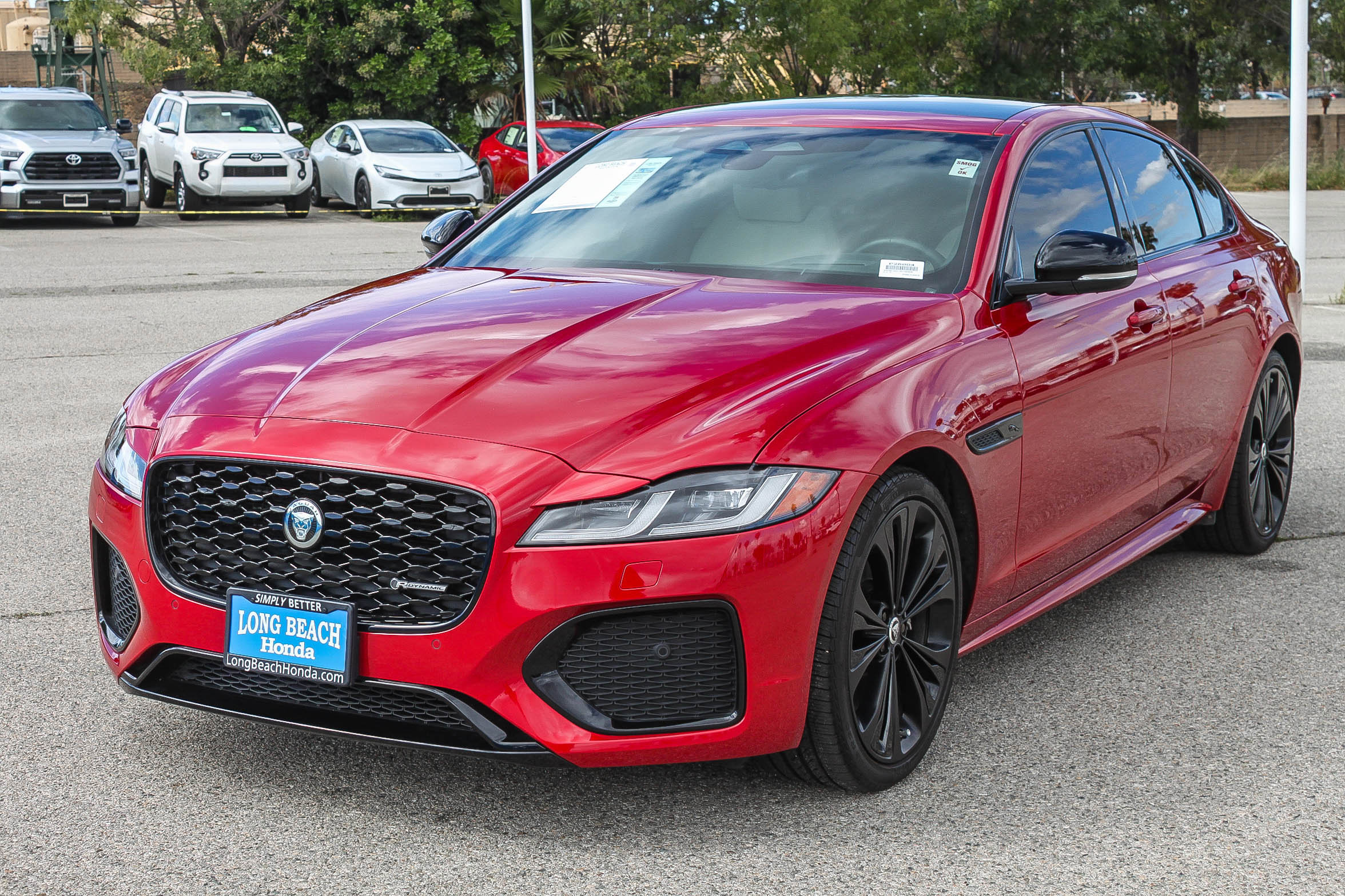 Used 2024 Jaguar XF R-Dynamic SE image 3