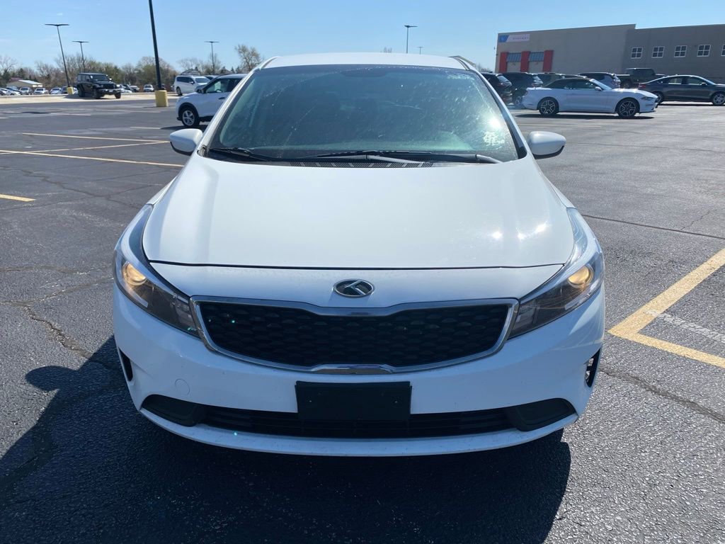 Used 2017 Kia Forte LX FWD image 4