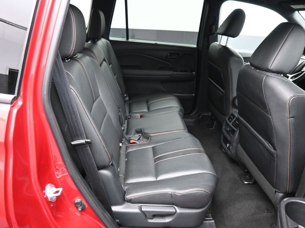 Certified 2023 Honda Passport TrailSport image 24