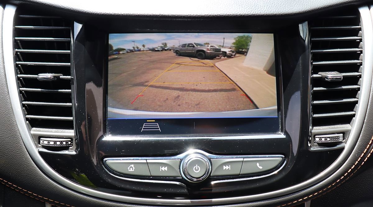 Used 2021 Chevrolet Trax LT AWD/4WD image 48