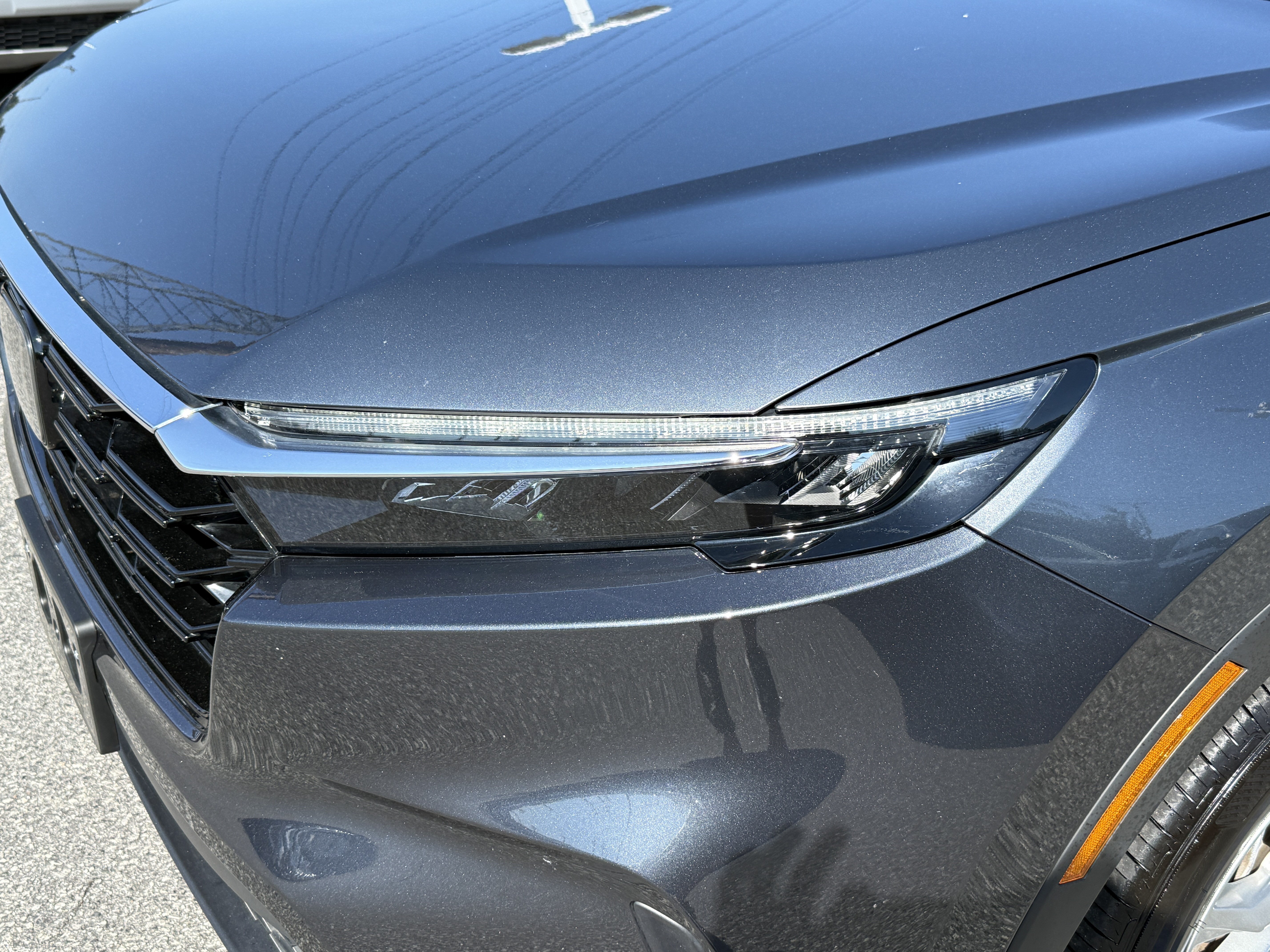 Used 2025 Honda CR-V EX image 6