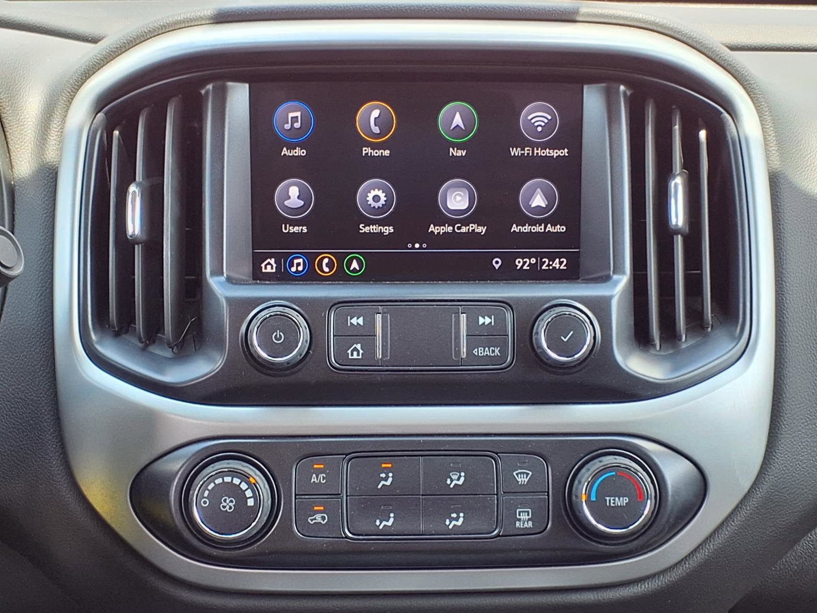 Used 2020 Chevrolet Colorado LT w/ Safety Package RWD image 8
