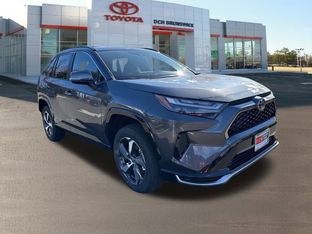 New 2025 Toyota RAV4 SE image 3