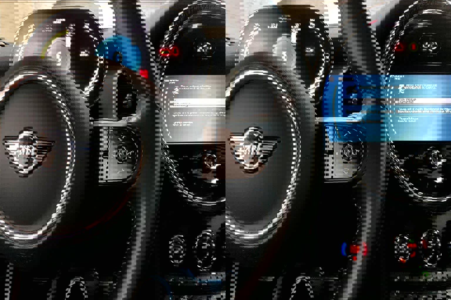 Used 2023 MINI Cooper SE image 21