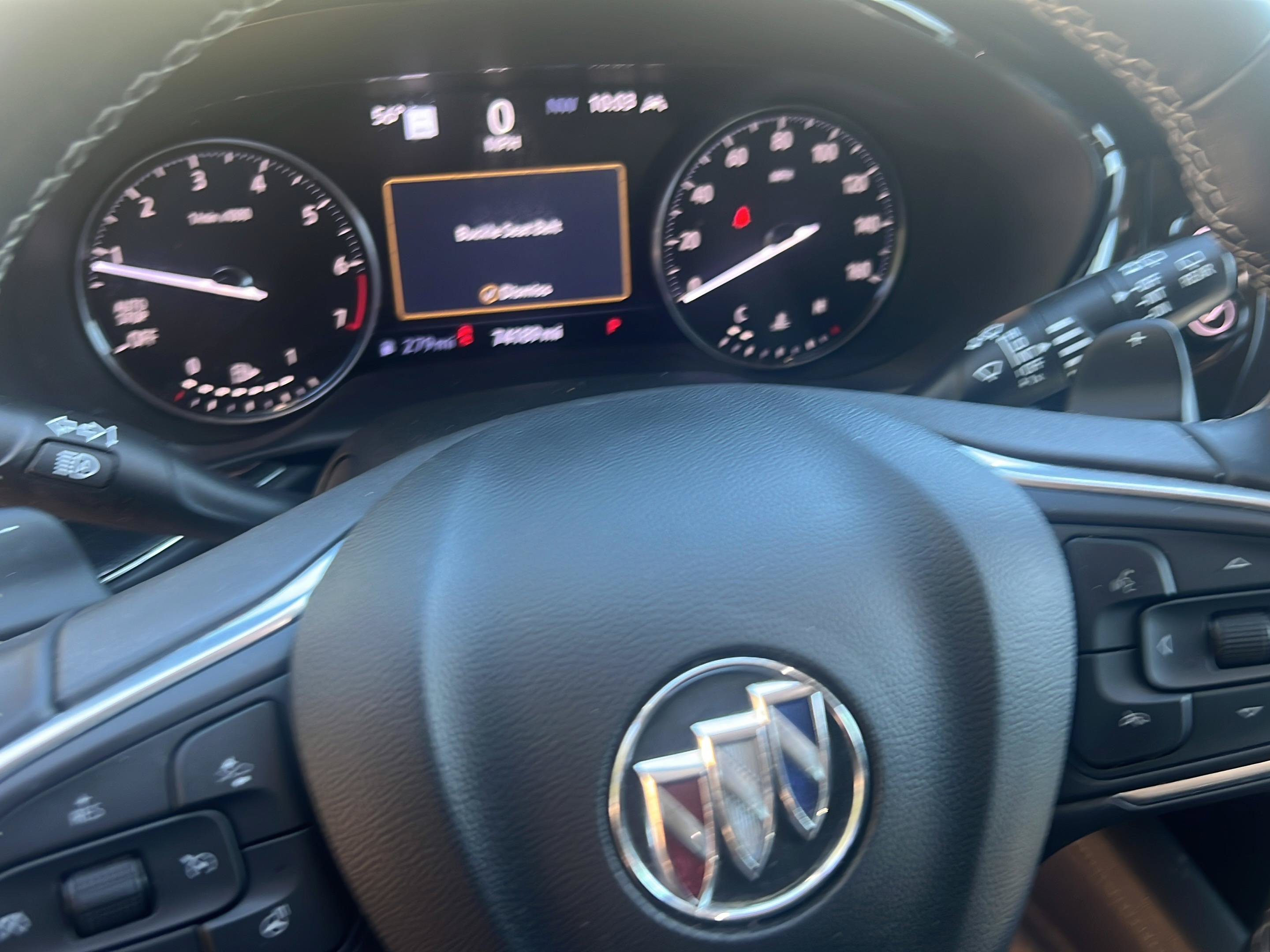 Used 2022 Buick Envision Essence w/ Technology Package I FWD image 10